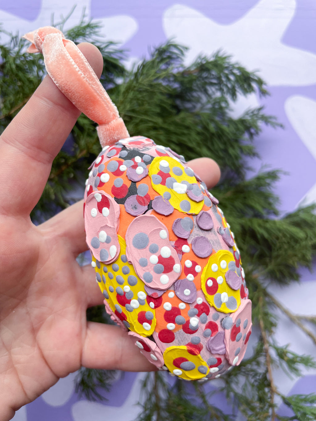 Ornament: Traditional Bulb (oval)