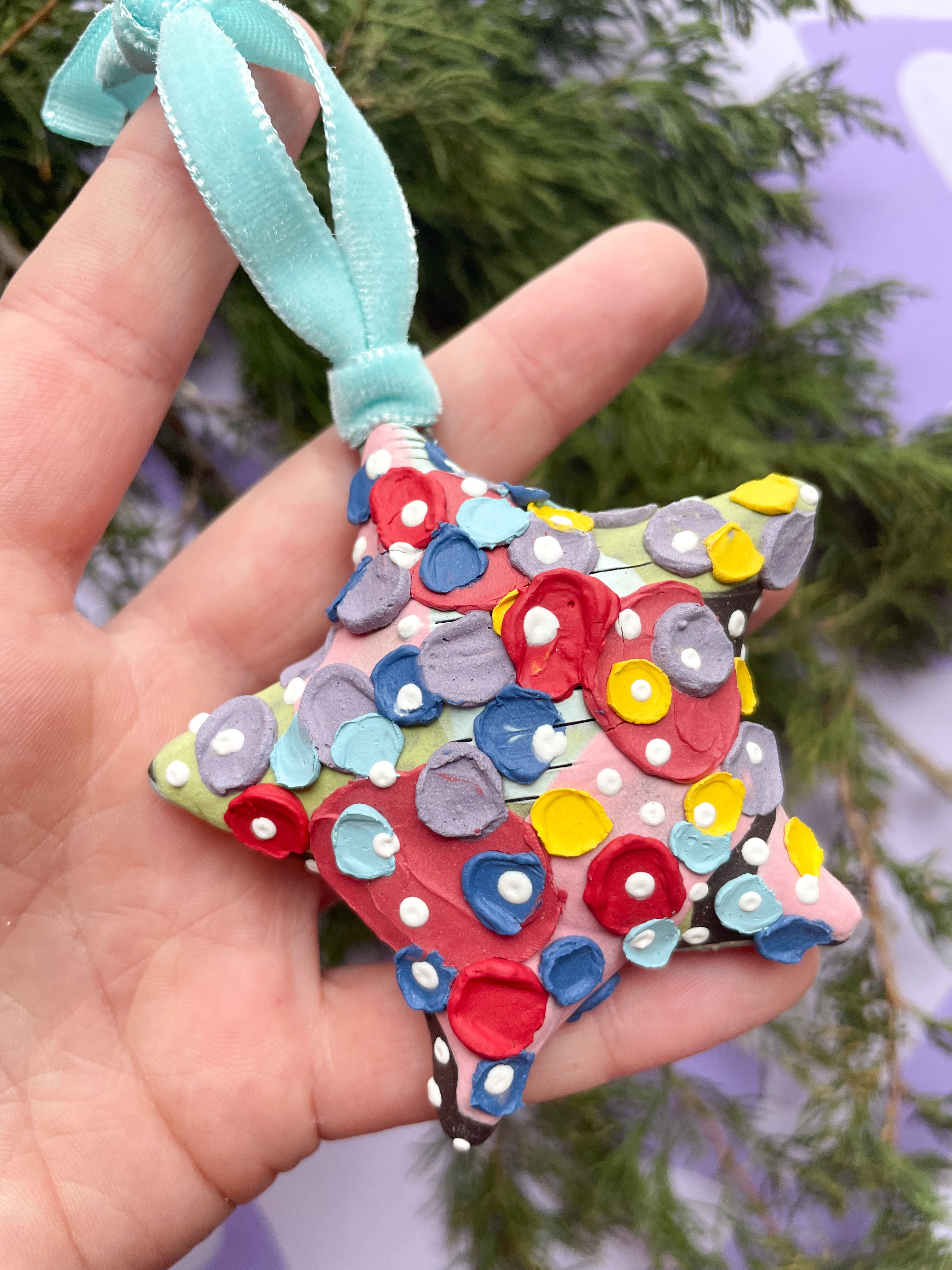 Ornament: Traditional Bulb (Star)